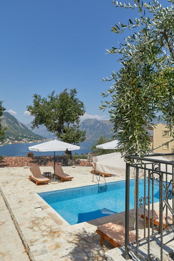 Kotor Sunset Apartments ภายนอก รูปภาพ